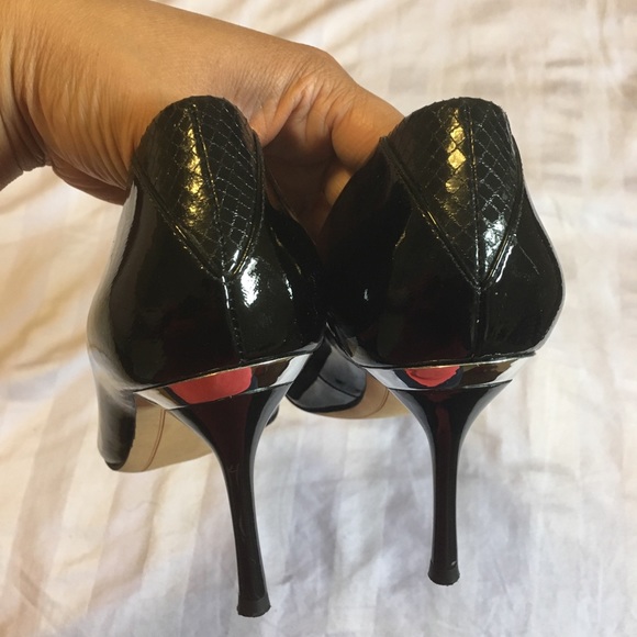 Sam Edelman Black Patent Heels - Picture 3 of 6